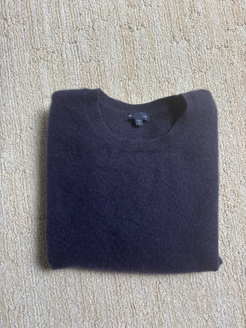 100% Cashmere Gap m Crewneck Sweater in Dark Navy - Classic Knit